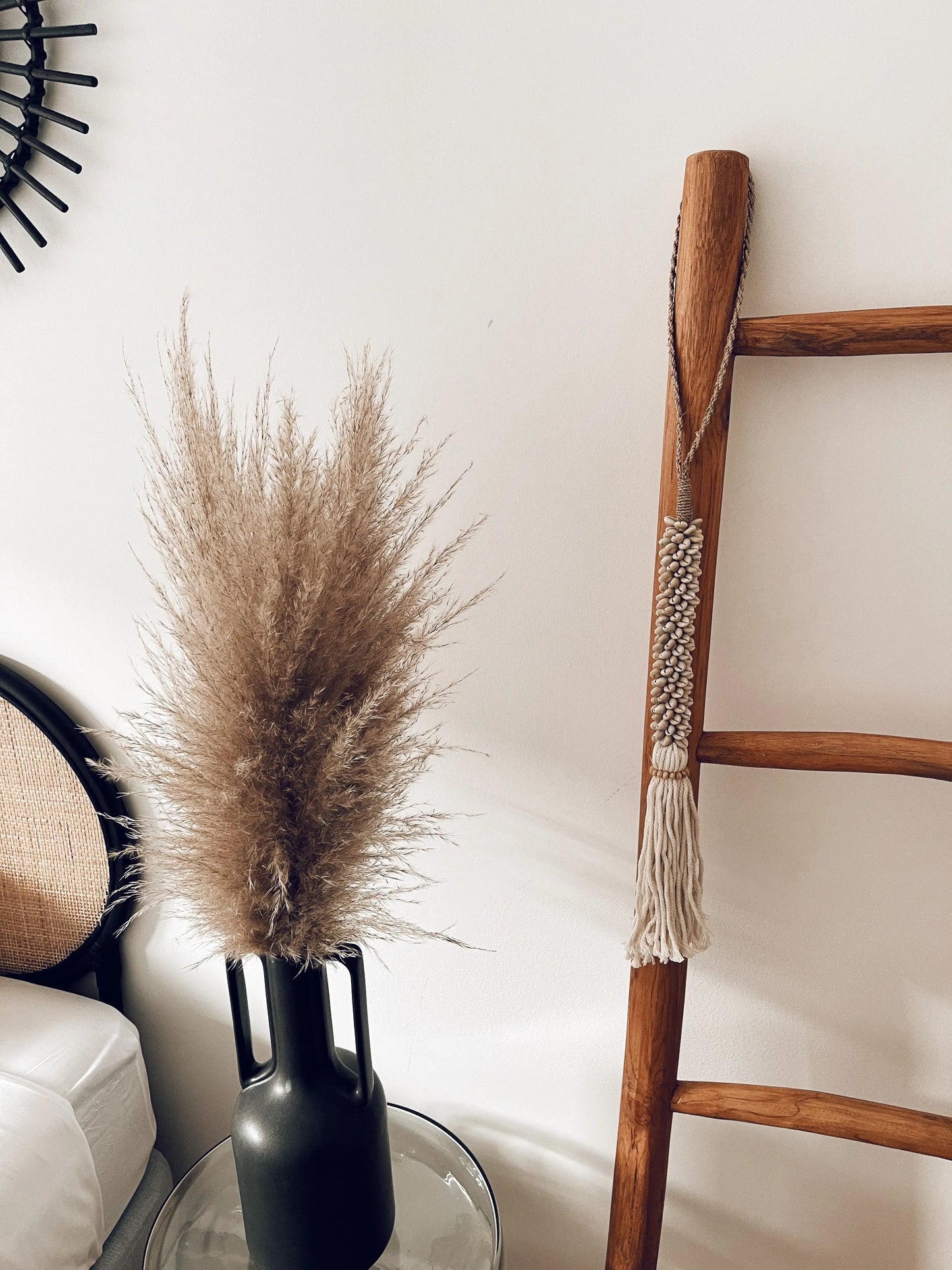 Suai Shell Tassel Decor 83 cm