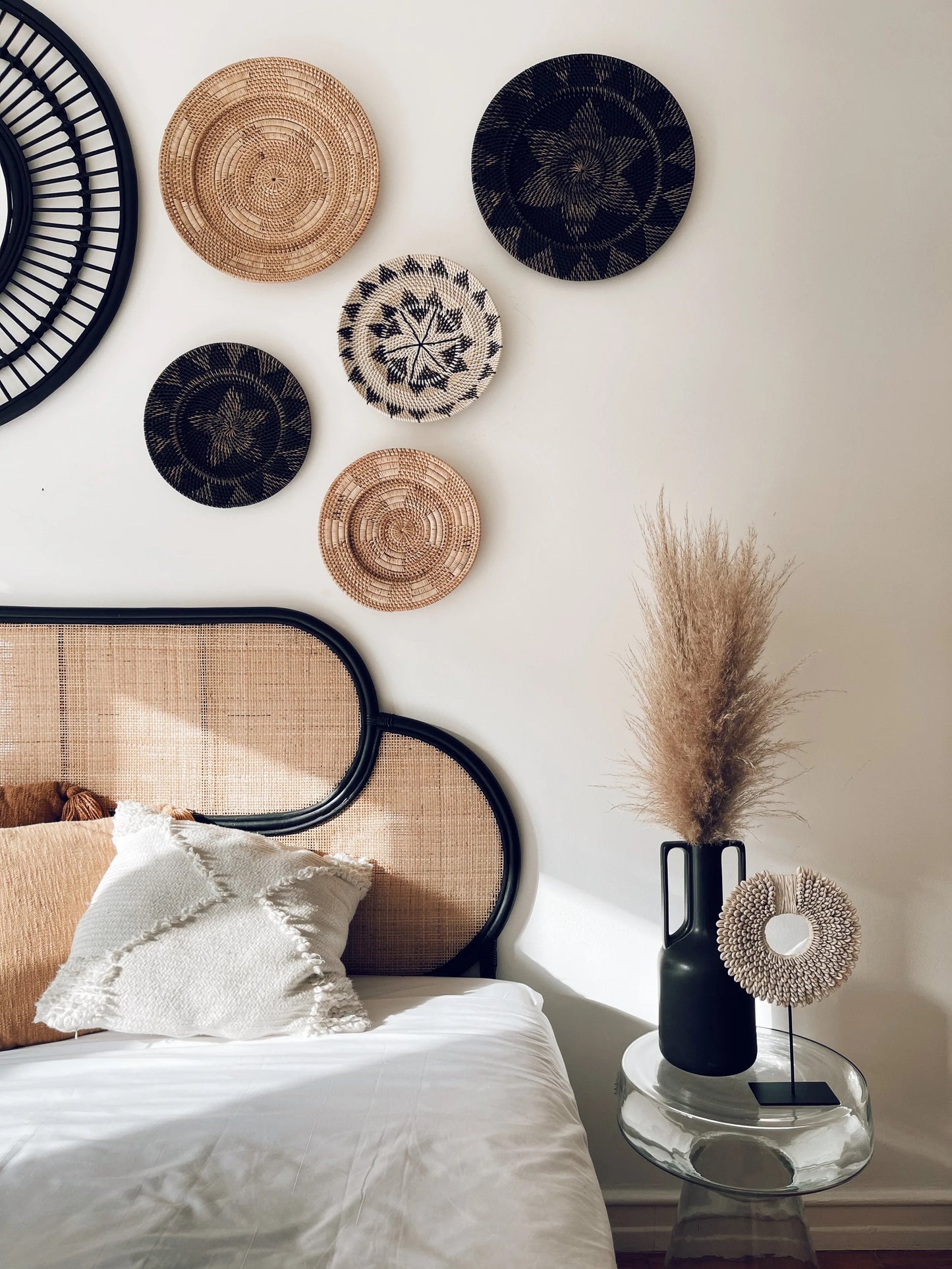 Shell Decor on Stand Cowrie Sunrise - Small