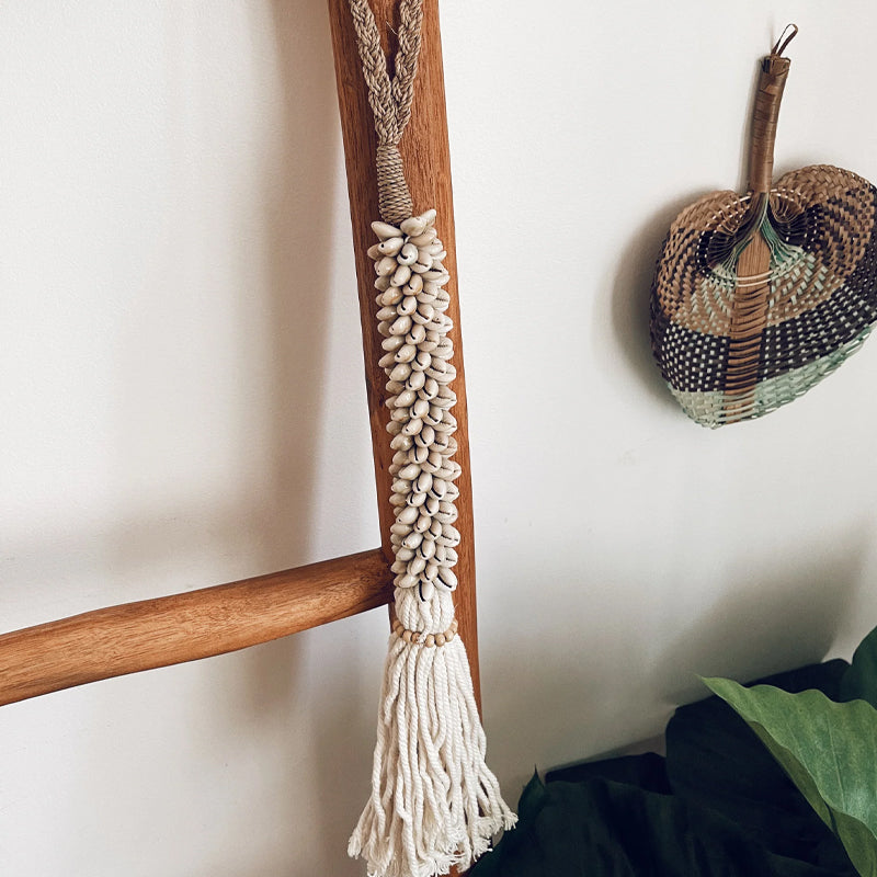 Suai Shell Tassel Decor 83 cm